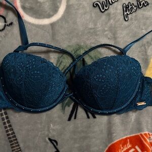 PINK Victoria's Secret date Lace Bra